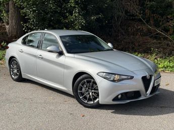 Alfa Romeo Giulia 2.2 TD Super Auto Euro 6 (s/s) 4dr