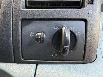 Ford Transit 2.2 TDCi 280 Duratorq Panel Van 3dr Diesel Manual FWD L3 H2 (201