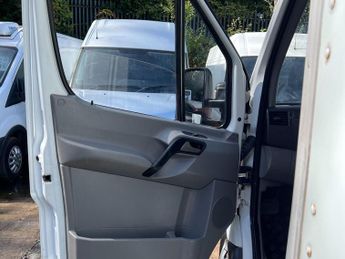 Mercedes-Benz Sprinter 2.1 311 CDI Luton 3dr Diesel Manual RWD L3 (109 bhp)