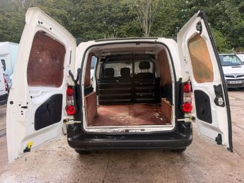 Peugeot Partner 1.6 BlueHDi 854 Professional Panel Van 5dr Diesel Manual L1 (112