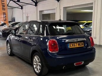 MINI Hatch 1.5 Cooper Auto Euro 6 (s/s) 5dr