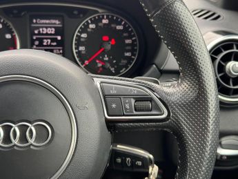 Audi A1 1.0 TFSI S line Sportback S Tronic Euro 6 (s/s) 5dr (Nav)