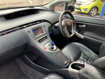 Toyota Prius 1.8 VVT-h T3 CVT Euro 5 (s/s) 5dr