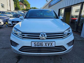 Volkswagen Touareg 3.0 TDI V6 BlueMotion Tech R-Line Tiptronic 4WD Euro 6 (s/s) 5dr
