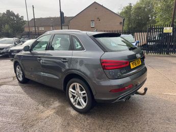 Audi Q3 2.0 TDI S line S Tronic quattro Euro 5 (s/s) 5dr