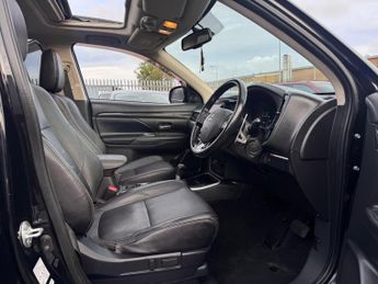 Mitsubishi Outlander 2.2 DI-D 4 Auto 4WD Euro 6 5dr