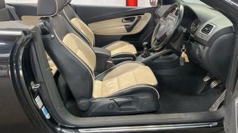 Volkswagen Eos 2.0 TDI CR Individual Cabriolet 2dr Diesel Manual Euro 5 (140 ps