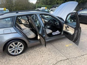 BMW 3 Series 3.0 325d SE Touring Steptronic Euro 4 5dr