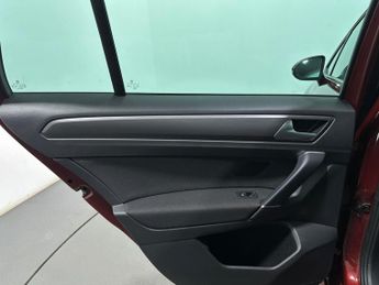 Volkswagen Golf SV 2.0 TDI Match DSG Euro 6 (s/s) 5dr