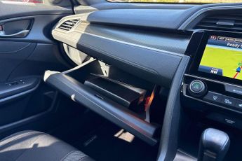 Honda Civic 1.0 VTEC Turbo 126 SR CVT