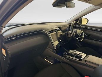 Hyundai TUCSON 1.6 T-GDi 13.8kWh Premium SUV 5dr Petrol Plug-in Hybrid Auto 4WD