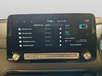 Hyundai KONA 64kWh Premium SUV 5dr Electric Auto (10.5kW Charger) (204 ps)