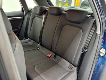 Audi A3 1.5 TFSI CoD 35 SE Technik Sportback S Tronic Euro 6 (s/s) 5dr