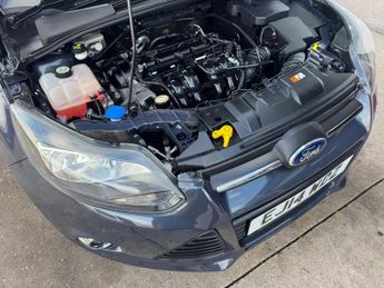 Ford Focus 1.6 Zetec Powershift Euro 5 5dr