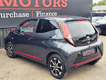 Toyota AYGO 1.0 VVT-i x-trend x-shift Euro 6 5dr (Safety Sense)