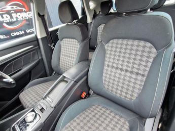 MG MG ZS 44.5kWh Excite Auto 5dr