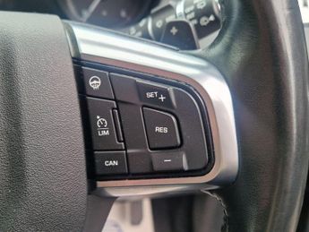 Land Rover Discovery Sport 2.0 TD4 Landmark Auto 4WD Euro 6 (s/s) 5dr