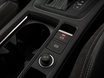 Audi Q3 1.5 TFSI CoD 35 S line SUV 5dr Petrol S Tronic Euro 6 (s/s) (150