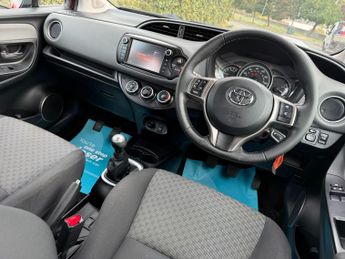Toyota Yaris 1.0 VVT-i Icon Hatchback 5dr Petrol Manual Euro 6 (69 ps)