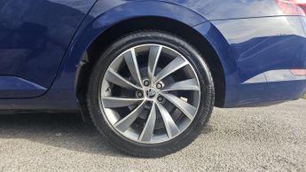 Skoda Superb 2.0 TDI Laurin & Klement DSG Euro 6 (s/s) 5dr