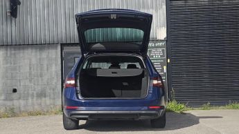 Skoda Superb 2.0 TDI Laurin & Klement DSG Euro 6 (s/s) 5dr