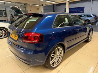 Audi A3 1.2 TFSI S line Euro 5 (s/s) 3dr