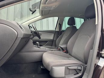 SEAT Leon 1.6 TDI SE Dynamic DSG Euro 6 (s/s) 5dr