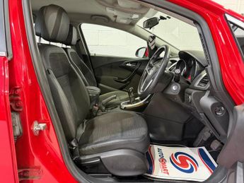 Vauxhall Astra 1.4i Excite Euro 6 5dr