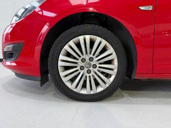 Vauxhall Astra 1.4i Excite Euro 6 5dr