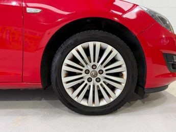 Vauxhall Astra 1.4i Excite Euro 6 5dr
