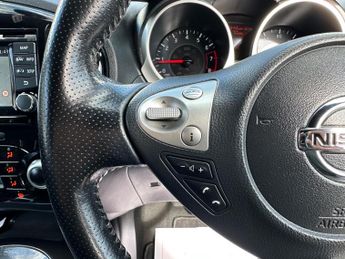 Nissan Juke 1.6 N-Connecta XTRON Euro 6 5dr