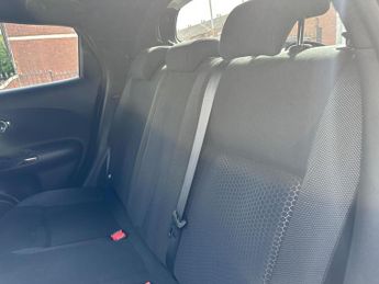 Nissan Juke 1.6 N-Connecta XTRON Euro 6 5dr