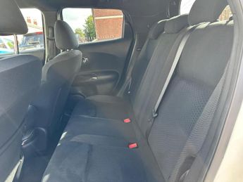 Nissan Juke 1.6 N-Connecta XTRON Euro 6 5dr