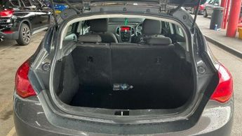 Vauxhall Astra 1.7 CDTi ecoFLEX Exclusiv Euro 5 (s/s) 5dr