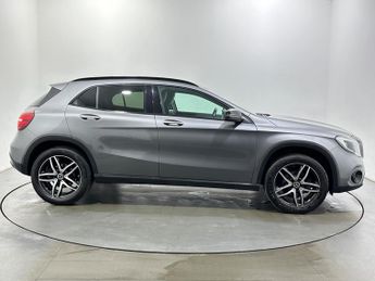 Mercedes-Benz GLA 1.6 GLA180 Urban Edition 7G-DCT Euro 6 (s/s) 5dr