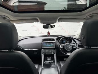 Jaguar F-PACE 2.0 D180 Portfolio Auto AWD Euro 6 (s/s) 5dr
