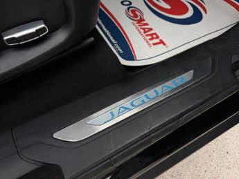 Jaguar F-PACE 2.0 D180 Portfolio Auto AWD Euro 6 (s/s) 5dr