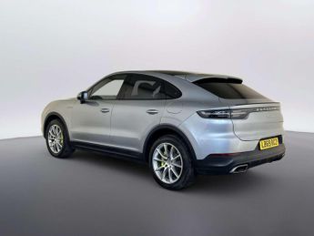 Porsche Cayenne 3.0 V6 E-Hybrid 14.1kWh TiptronicS 4WD Euro 6 (s/s) 5dr (3.6kW C