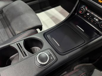 Mercedes-Benz GLA 2.0 GLA250 AMG Line 7G-DCT 4MATIC Euro 6 (s/s) 5dr
