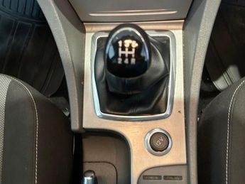 Ford Focus 1.6 Zetec 5dr
