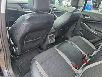 Vauxhall Grandland X 2.0 Turbo D BlueInjection Tech Line Nav Auto Euro 6 (s/s) 5dr