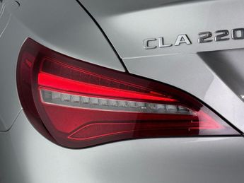 Mercedes-Benz CLA 2.1 CLA220d AMG Line Coupe 4dr Diesel 7G-DCT Euro 6 (s/s) (177 p