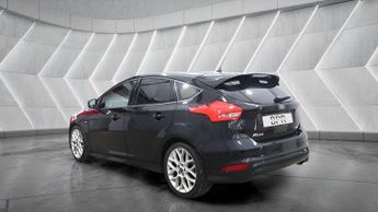 Ford Focus 1.0T EcoBoost ST-Line Auto Euro 6 (s/s) 5dr
