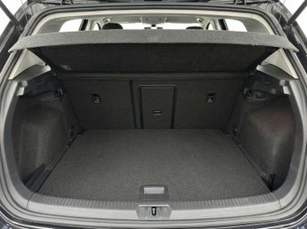 Volkswagen Golf 2.0 TDI BlueMotion Tech SE Nav DSG Euro 6 (s/s) 5dr