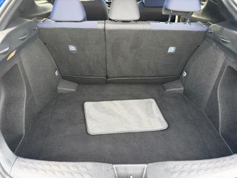 Toyota C-HR 1.8 VVT-h Dynamic CVT Euro 6 (s/s) 5dr