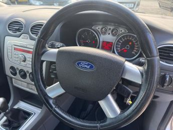Ford Focus 1.6 Style 5dr