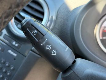Vauxhall Corsa 1.2i ecoFLEX 16V SE Euro 5 (s/s) 5dr