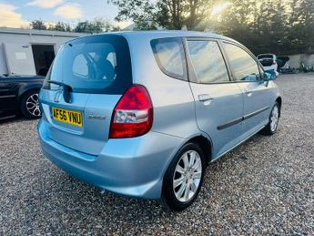 Honda Jazz 1.4 i-DSI SE CVT-7 5dr