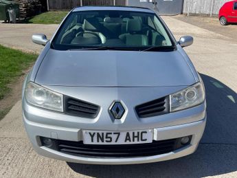 Renault Megane 1.6 VVT Extreme Convertible 2dr Petrol Manual (166 g/km, 111 bhp