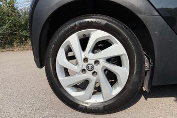 Toyota Aygo X 1.0 VVT-i Pure x-shift Euro 6 (s/s) 5dr